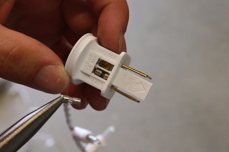 Replacing Fuses